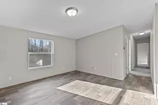 34 McCauley Ln, Travelers Rest, SC 29690 - Photo 9