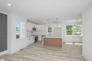 305A Valley St, Greenville, SC 29611 - Photo 5