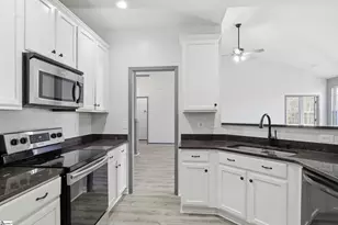 8 Mariscat Pl, Greenville, SC 29605 - Photo 11