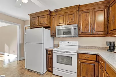 10 Powell Drive, Greenville, SC 29617 - Photo 15