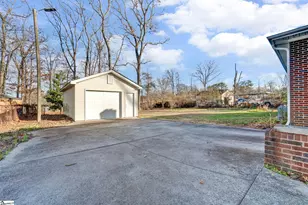 10 Powell Dr, Greenville, SC 29617 - Photo 37