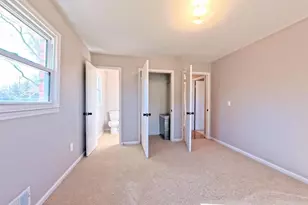 1202 Brookwood Dr, Boiling Springs, SC 29316 - Photo 9