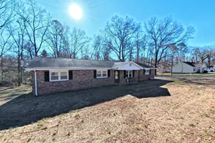 1202 Brookwood Dr, Boiling Springs, SC 29316 - Photo 23