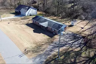 1202 Brookwood Dr, Boiling Springs, SC 29316 - Photo 29