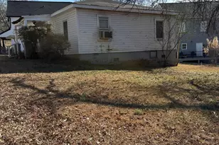 305 N Palmetto St, Liberty, SC 29657 - Photo 3