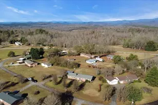 141 McJunkin Dr, Pickens, SC 29671 - Photo 31
