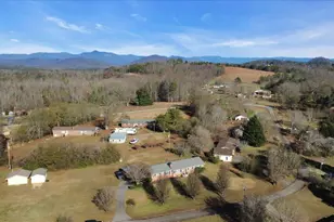 141 McJunkin Dr, Pickens, SC 29671 - Photo 29