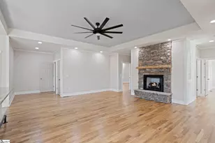 319 A Pine Log Ford Rd, Travelers Rest, SC 29690 - Photo 7