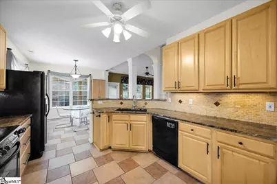 17 Smokehouse Drive, Simpsonville, SC 29681 - Photo 11