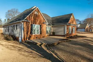 404 Grayson Dr, Moore, SC 29369 - Photo 45