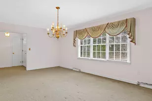 114 York St, Clinton, SC 29325 - Photo 7