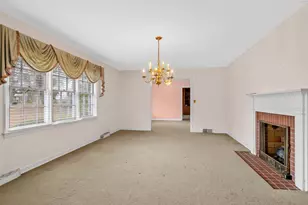 114 York St, Clinton, SC 29325 - Photo 5