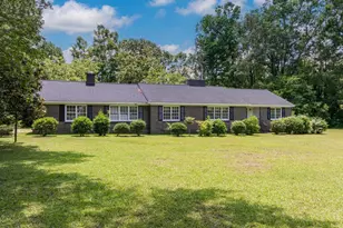 114 York St, Clinton, SC 29325 - Photo 1