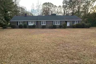 114 York St, Clinton, SC 29325 - Photo 3