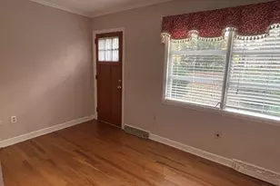 114 York St, Clinton, SC 29325 - Photo 17