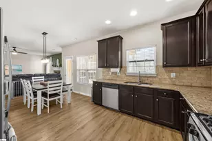 8 Valley Bluff Ln, Simpsonville, SC 29680 - Photo 7