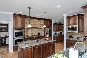 1055 Cross Country Ln, Inman, SC 29349 - Photo 9