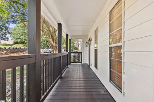 413 W Faris Rd, Greenville, SC 29605 - Photo 3