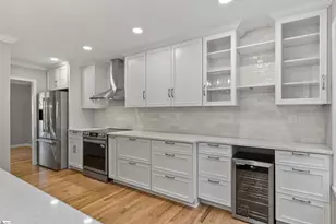 413 W Faris Rd, Greenville, SC 29605 - Photo 13