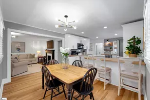 209 Donnan Rd, Taylors, SC 29687 - Photo 9