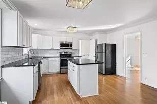 8 Howell Cir, Greenville, SC 29615 - Photo 19