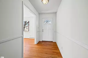 8 Howell Cir, Greenville, SC 29615 - Photo 3