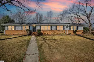 8 Howell Cir, Greenville, SC 29615 - Photo 1