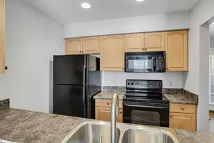 408 Townes St, Greenville, SC 29601 - Photo 11