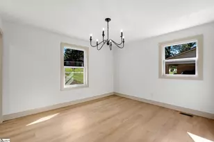 207 Oakmont Dr, Boiling Springs, SC 29316 - Photo 17