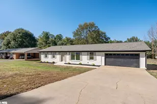 207 Oakmont Dr, Boiling Springs, SC 29316 - Photo 31