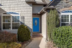 335 War Emblem Dr, Boiling Springs, SC 29316 - Photo 5