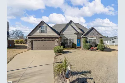 335 War Emblem Drive, Boiling Springs, SC 29316 - Photo 1