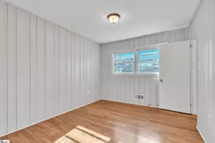 207 Woodview Ave, Spartanburg, SC 29306 - Photo 17