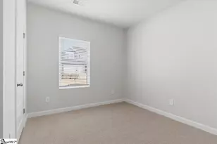 612 Hollybank St, Fountain Inn, SC 29644 - Photo 5