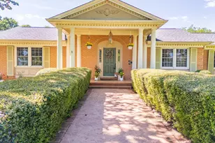 136 Club Dr, Simpsonville, SC 29681 - Photo 1