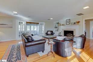 136 Club Dr, Simpsonville, SC 29681 - Photo 9