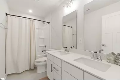 229 Hollythorpe Lane, Fountain Inn, SC 29644 - Photo 21