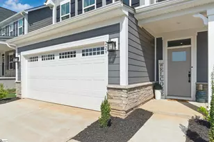 229 Hollythorpe Ln, Fountain Inn, SC 29644 - Photo 3