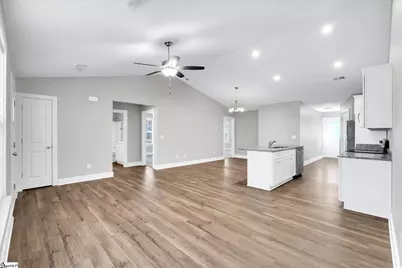 109 Branchwood Drive, Liberty, SC 29657 - Photo 5