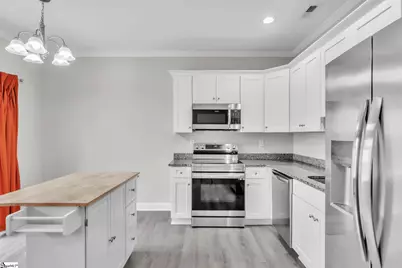 148 N Church Street, Duncan, SC 29334 - Photo 5