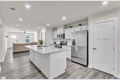 332 Kensley Drive, Greenville, SC 29617 - Photo 5