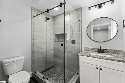 203 Montgomery Street, Laurens, SC 29360 - Photo 27