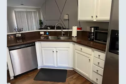 561 Cromwell Drive, Spartanburg, SC 29301 - Photo 7