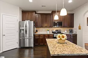 129 Deer Dr, Greenville, SC 29611 - Photo 15