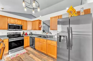 105 Laura Jane Ln, Gray Court, SC 29645 - Photo 7