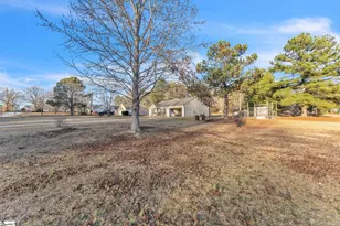 105 Laura Jane Ln, Gray Court, SC 29645 - Photo 21