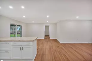 210 Camson Rd, Anderson, SC 29625 - Photo 7