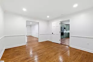 118 Nightingale Ln, Greenville, SC 29607 - Photo 9