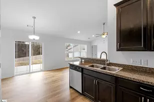 304 Riverdale Rd, Simpsonville, SC 29680 - Photo 7