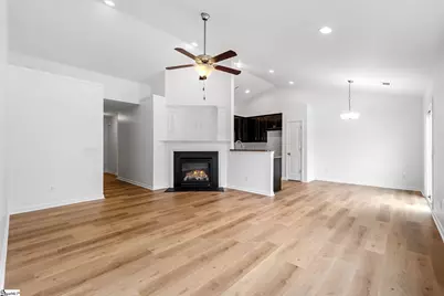 304 Riverdale Road, Simpsonville, SC 29680 - Photo 3